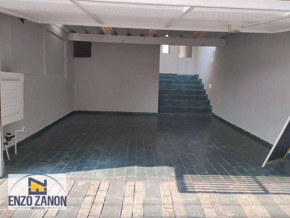 Casa à venda com 3 quartos, 253m² - Foto 10