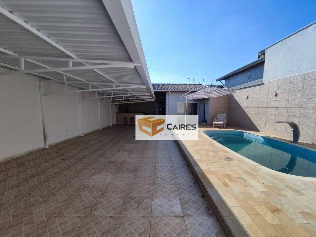 Casa à venda com 2 quartos, 185m² - Foto 1