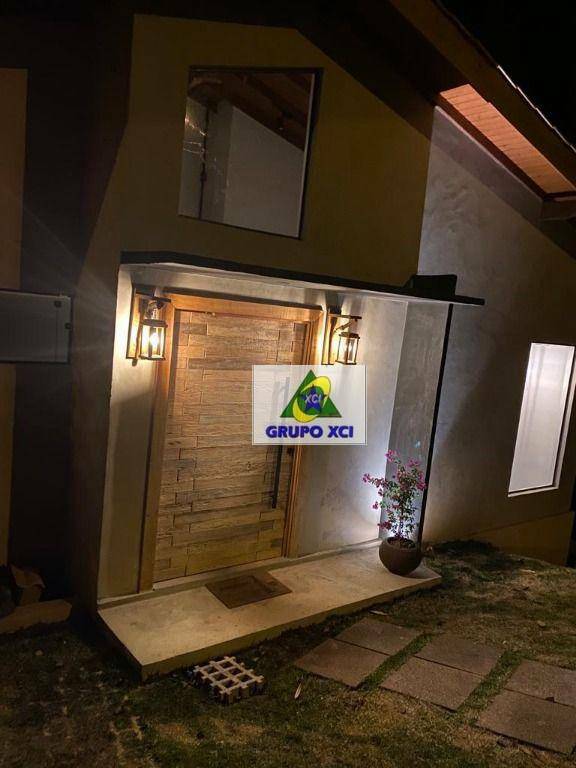 Casa de Condomínio à venda com 4 quartos, 250m² - Foto 8