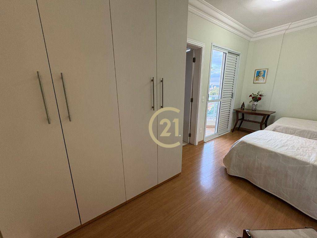 Apartamento à venda com 4 quartos, 264m² - Foto 14