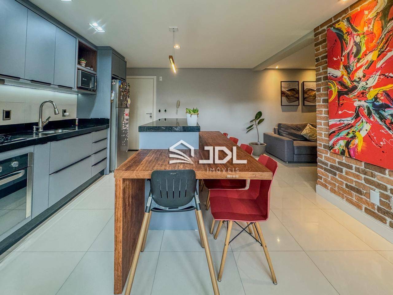 Apartamento à venda com 2 quartos, 135m² - Foto 4