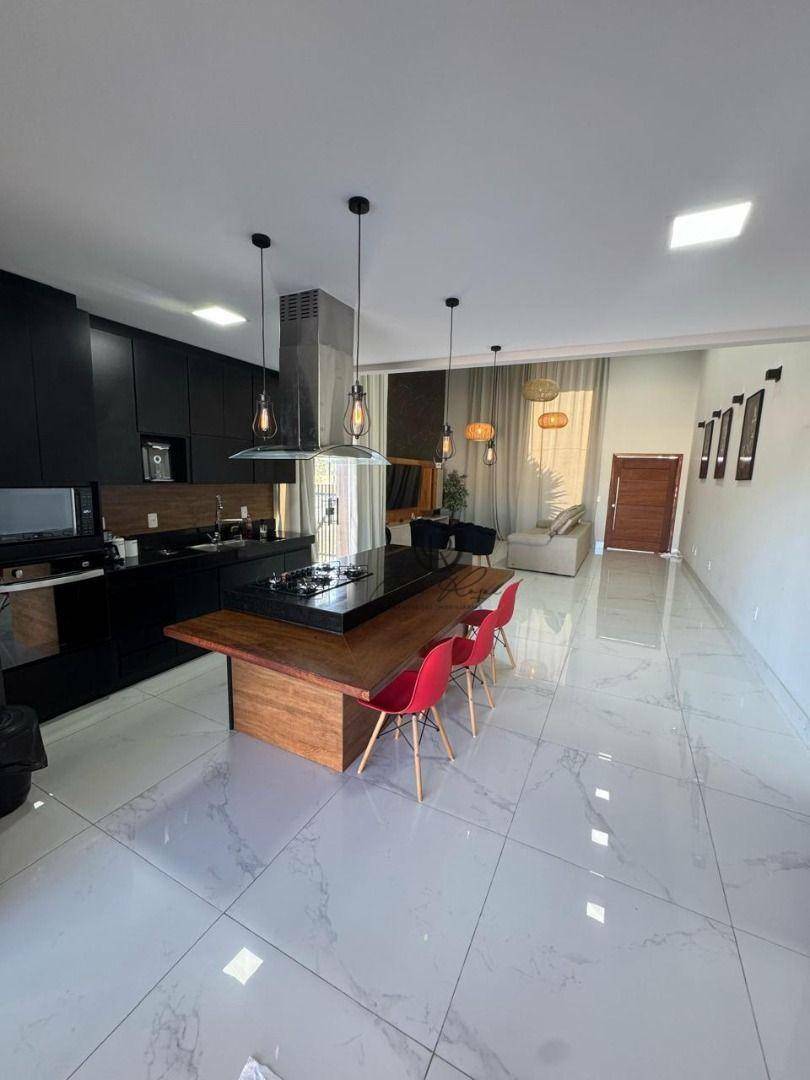 Casa de Condomínio à venda com 3 quartos, 186m² - Foto 4