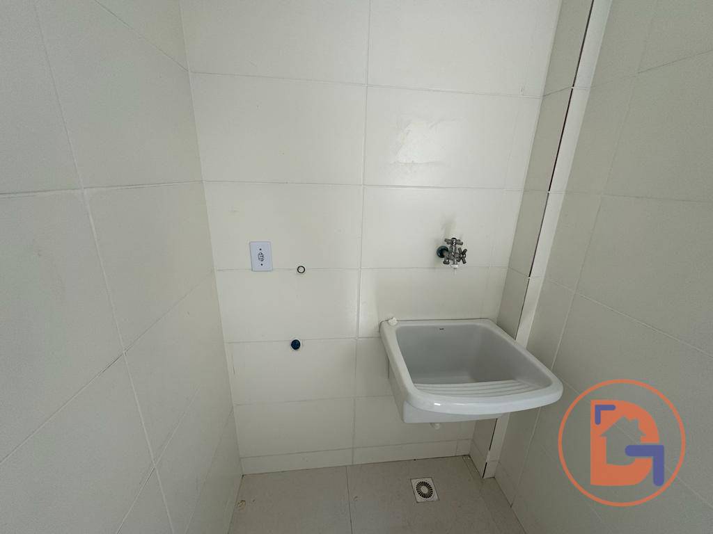 Apartamento à venda com 2 quartos, 65m² - Foto 26