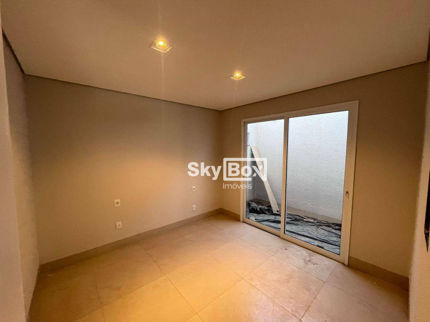 Casa à venda com 3 quartos, 250m² - Foto 18