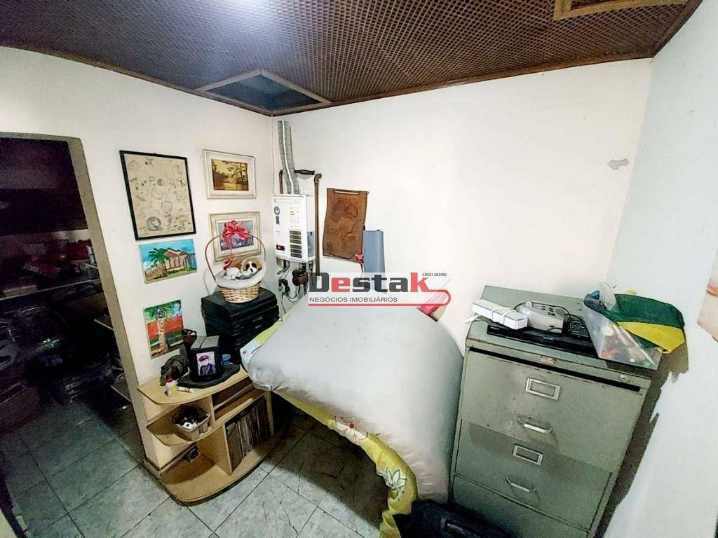 Sobrado à venda com 3 quartos, 252m² - Foto 39