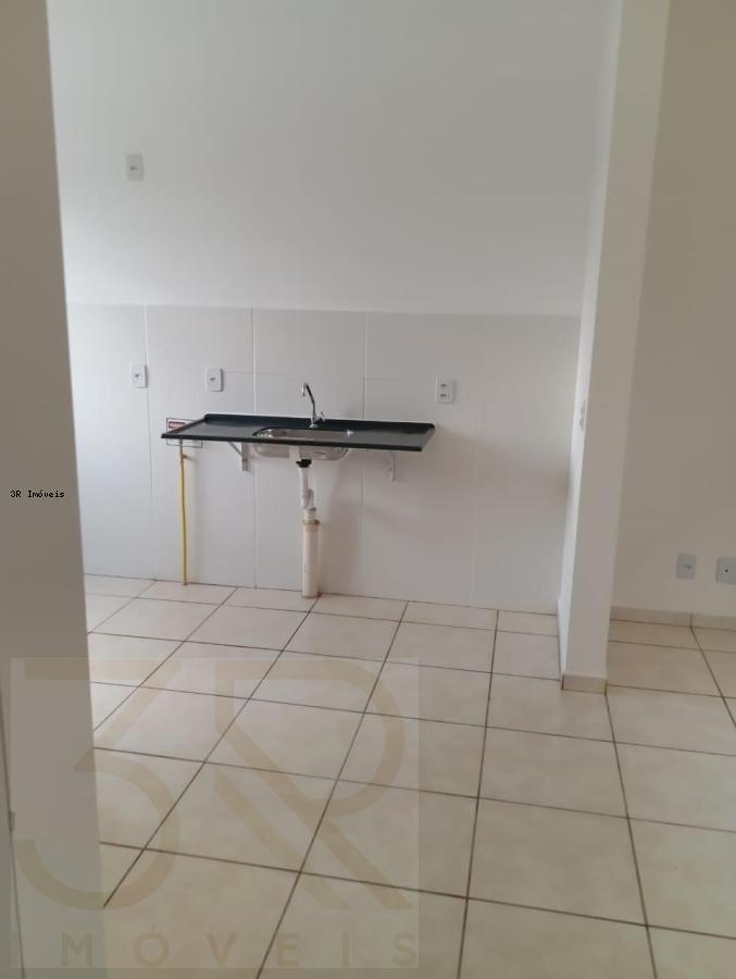 Apartamento à venda com 2 quartos, 43m² - Foto 10