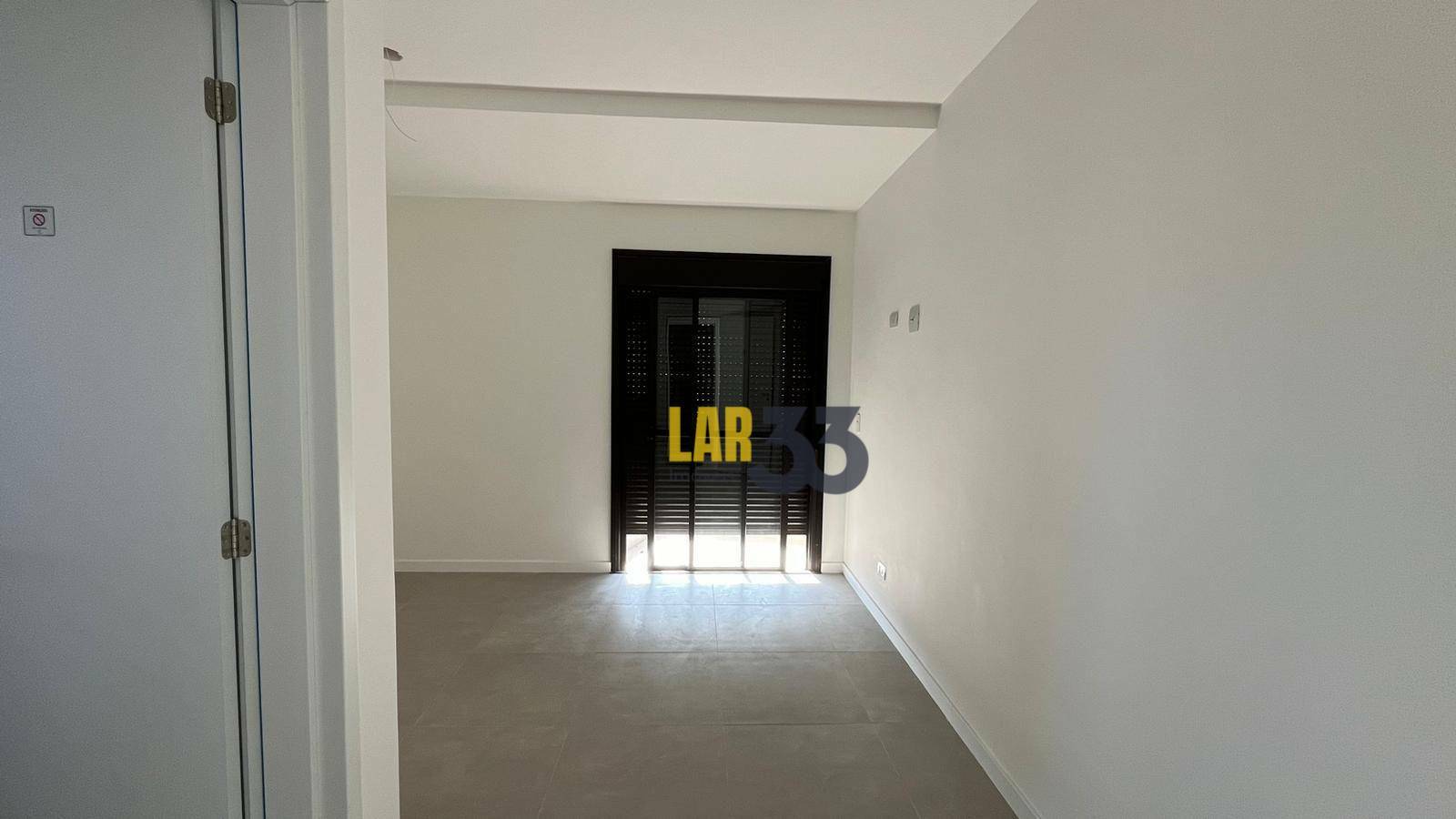 Apartamento à venda com 2 quartos, 77m² - Foto 18