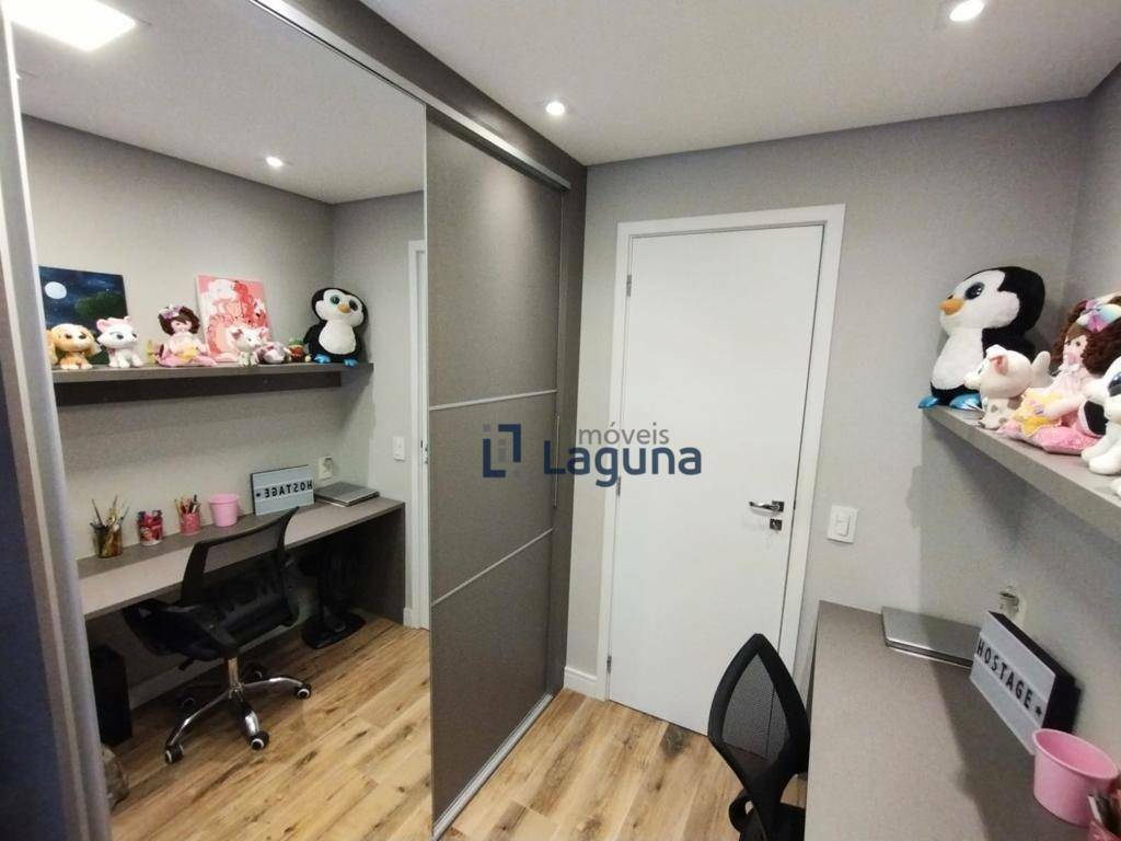 Apartamento à venda com 3 quartos, 70m² - Foto 13