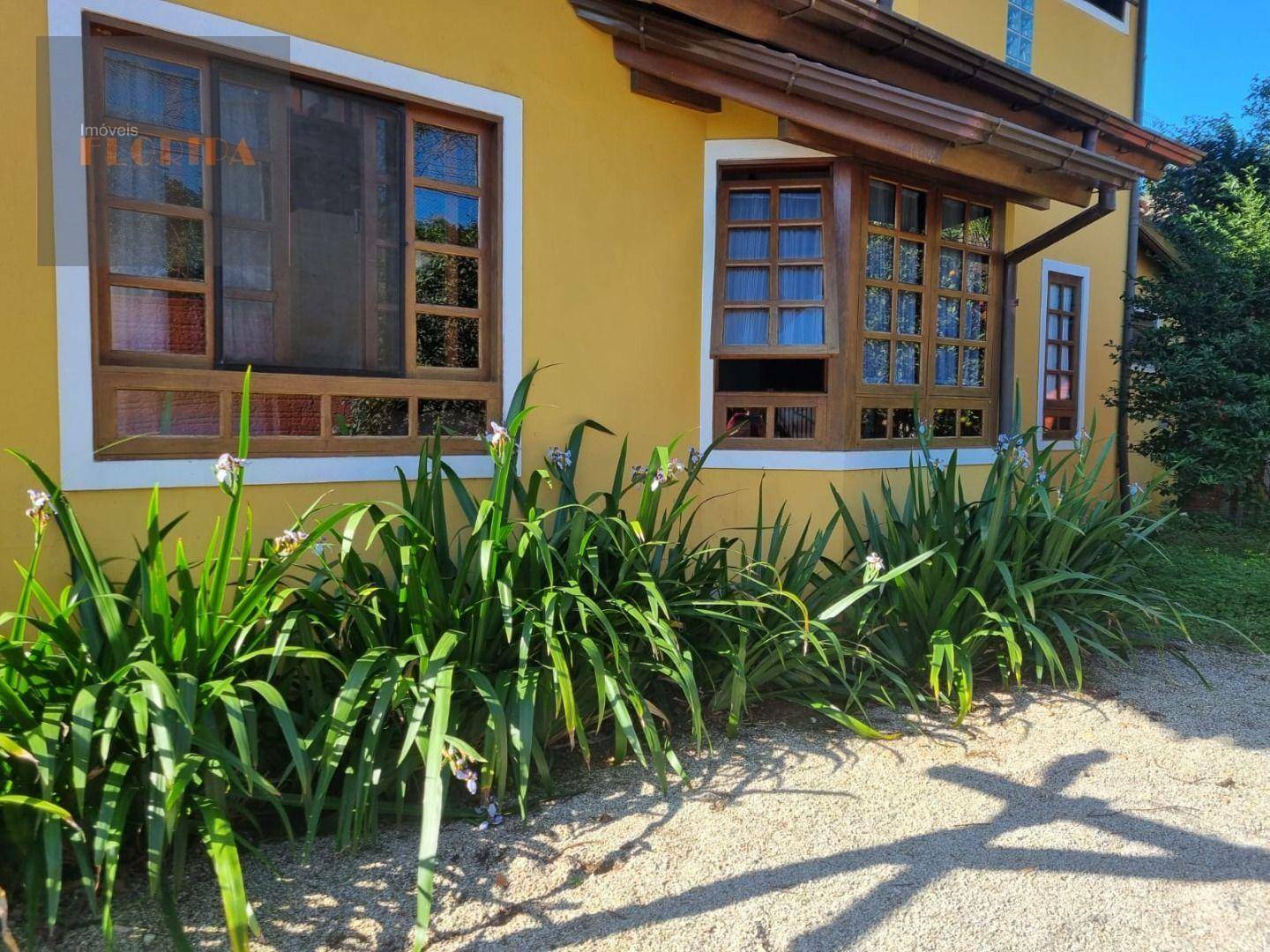 Casa, 3 quartos, 236 m² - Foto 3