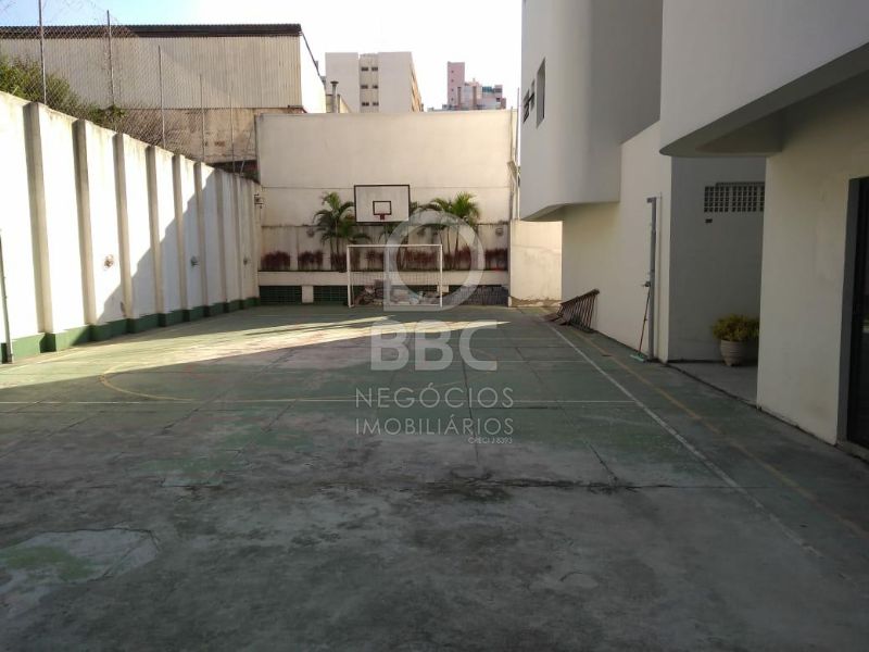 Apartamento à venda com 4 quartos, 220m² - Foto 27