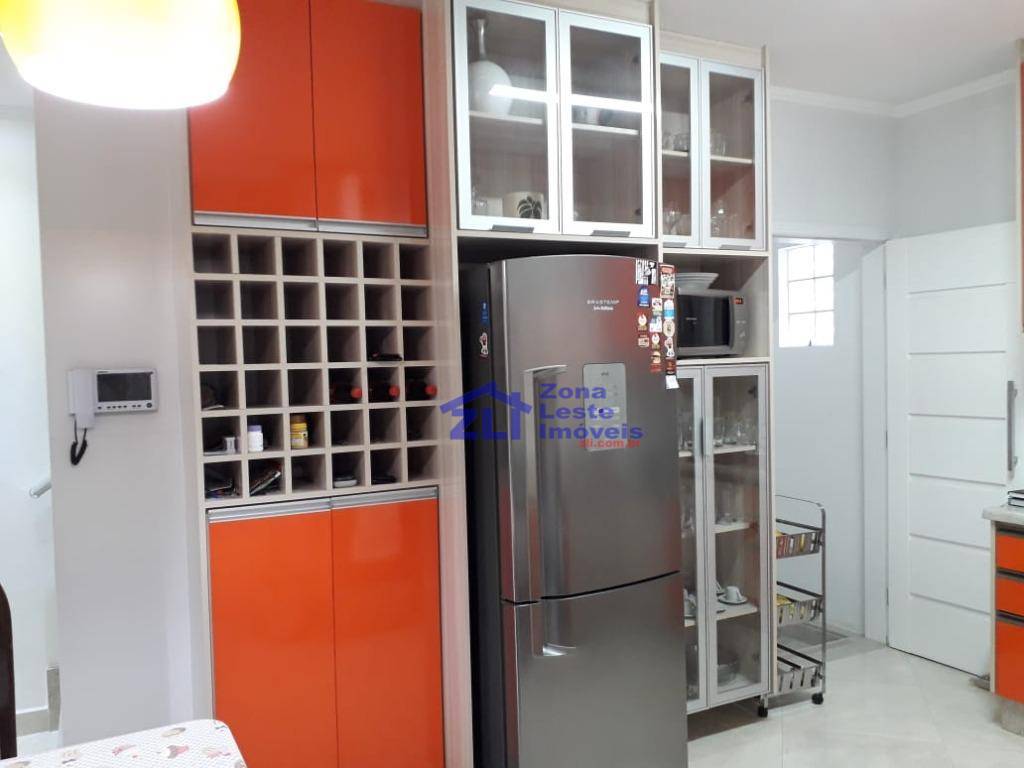 Sobrado à venda com 3 quartos, 220m² - Foto 5