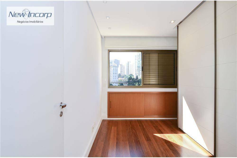 Apartamento à venda com 3 quartos, 147m² - Foto 16