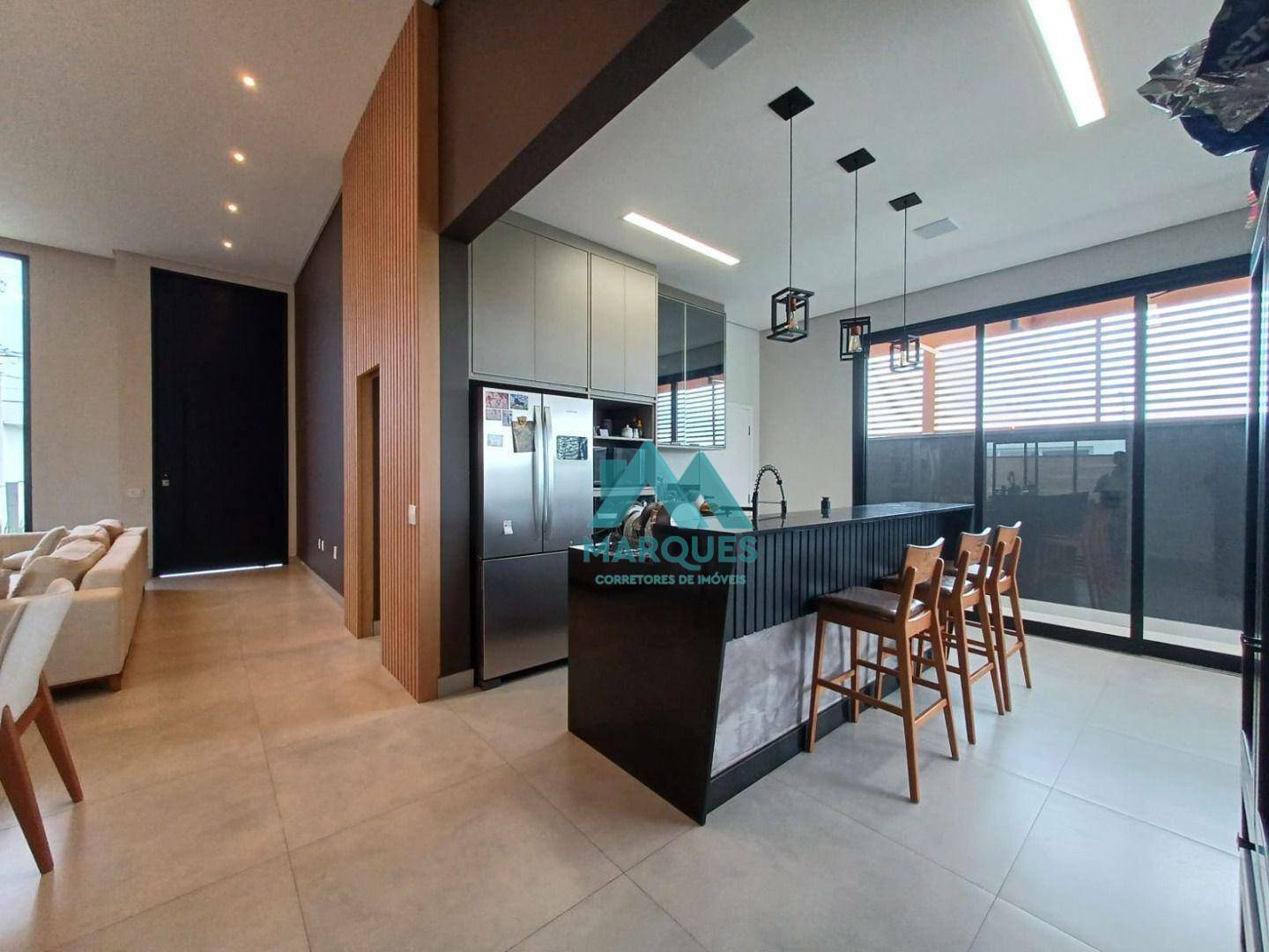 Casa à venda com 3 quartos, 180m² - Foto 17