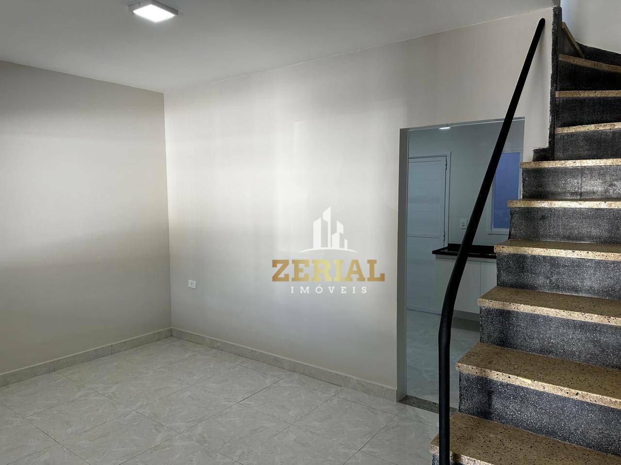 Sobrado para alugar com 2 quartos, 100m² - Foto 4