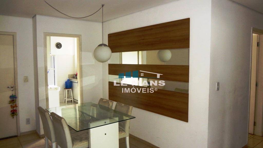 Apartamento à venda com 2 quartos, 72m² - Foto 5