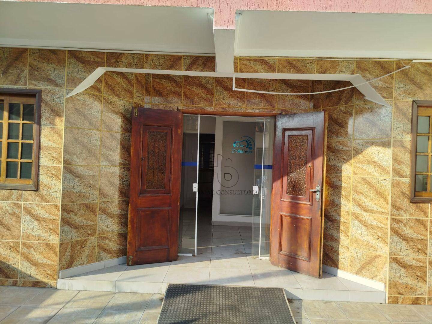 Sobrado para alugar com 3 quartos, 238m² - Foto 4