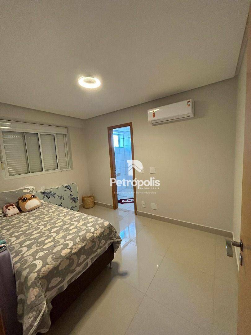 Apartamento à venda com 3 quartos, 166m² - Foto 8