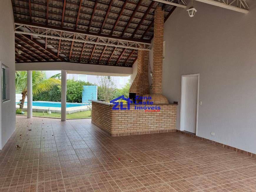 Casa à venda e aluguel com 3 quartos, 380m² - Foto 19