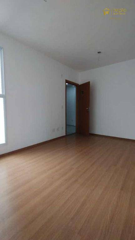 Apartamento à venda com 2 quartos, 43m² - Foto 3