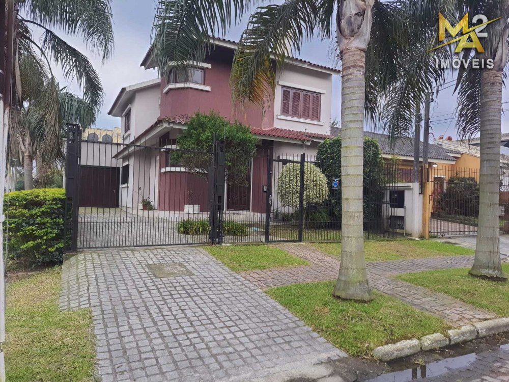 Casa à venda com 4 quartos, 300m² - Foto 1