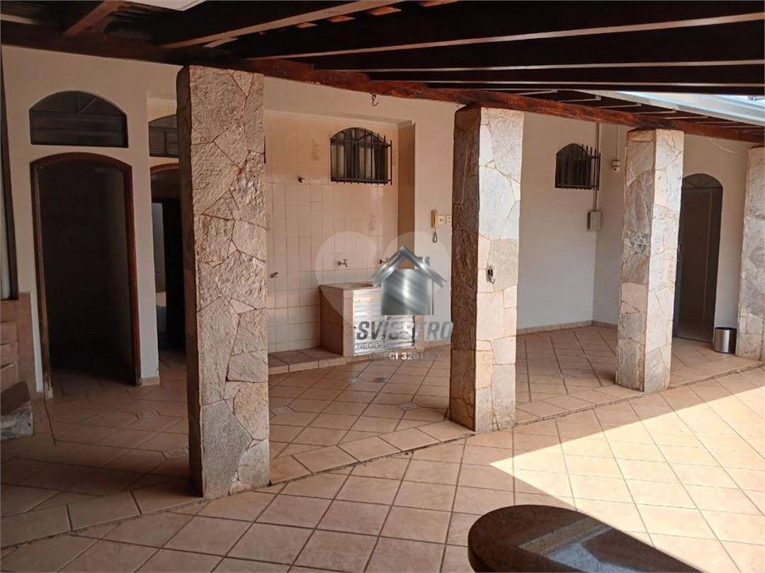 Casa, 3 quartos, 280 m² - Foto 1