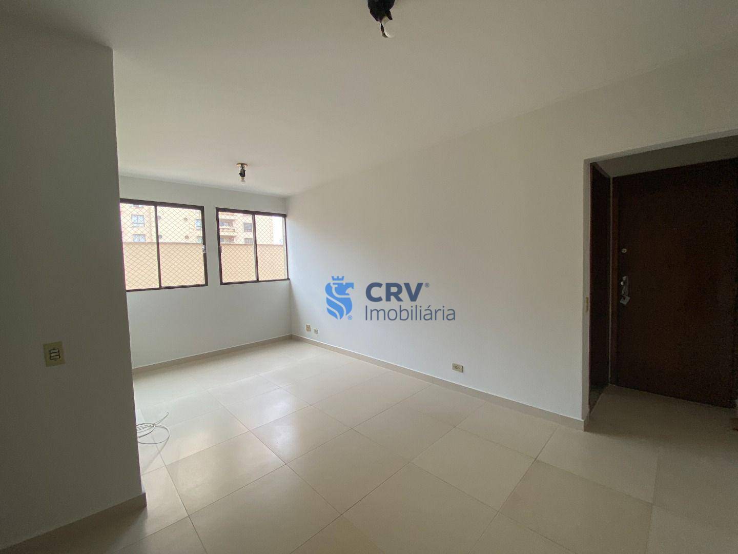 Apartamento para alugar com 3 quartos, 70m² - Foto 3