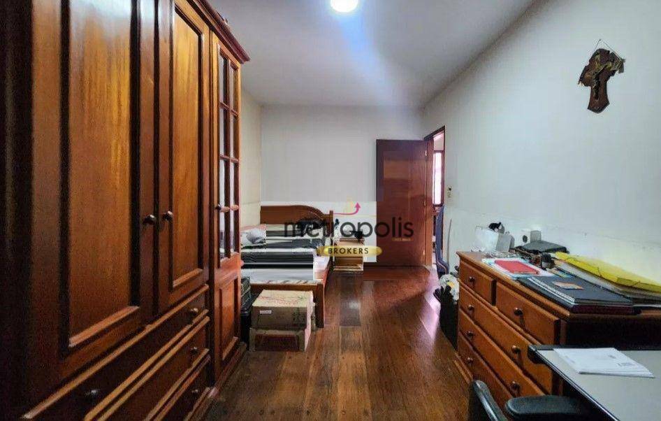 Casa à venda com 5 quartos, 283m² - Foto 7