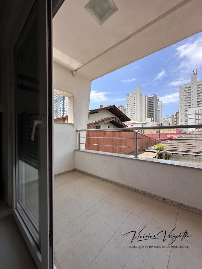 Casa para alugar com 6 quartos, 800m² - Foto 40