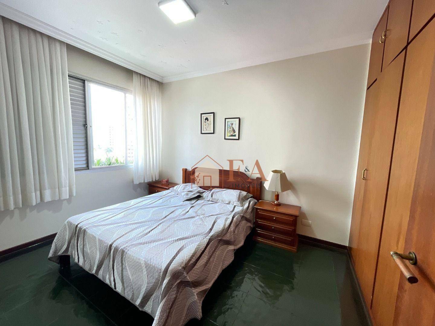 Apartamento à venda com 3 quartos, 142m² - Foto 28