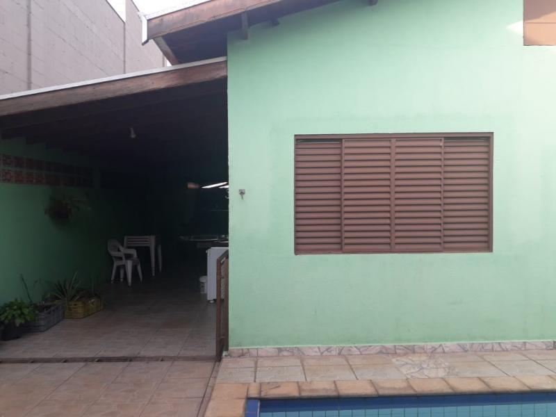 Casa à venda com 3 quartos, 300m² - Foto 18