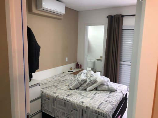 Apartamento à venda com 2 quartos, 65m² - Foto 7