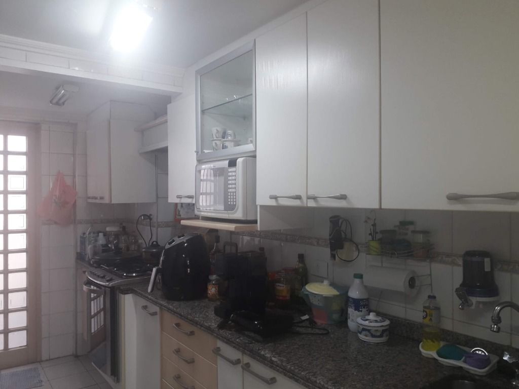 Casa de Condomínio à venda com 3 quartos, 215m² - Foto 6