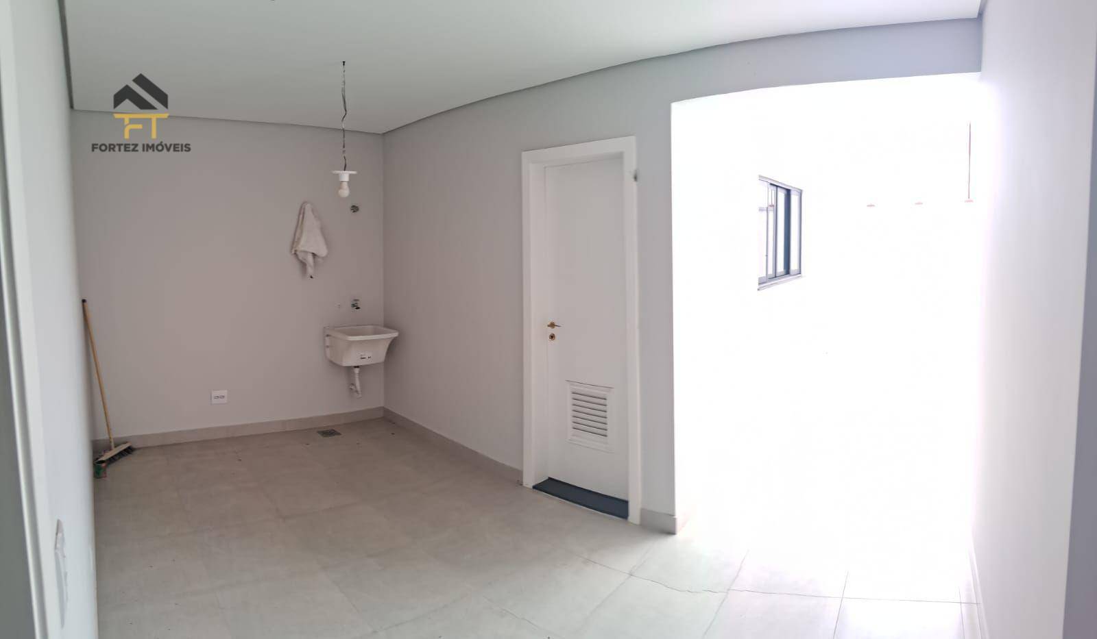 Casa para alugar, 215m² - Foto 4