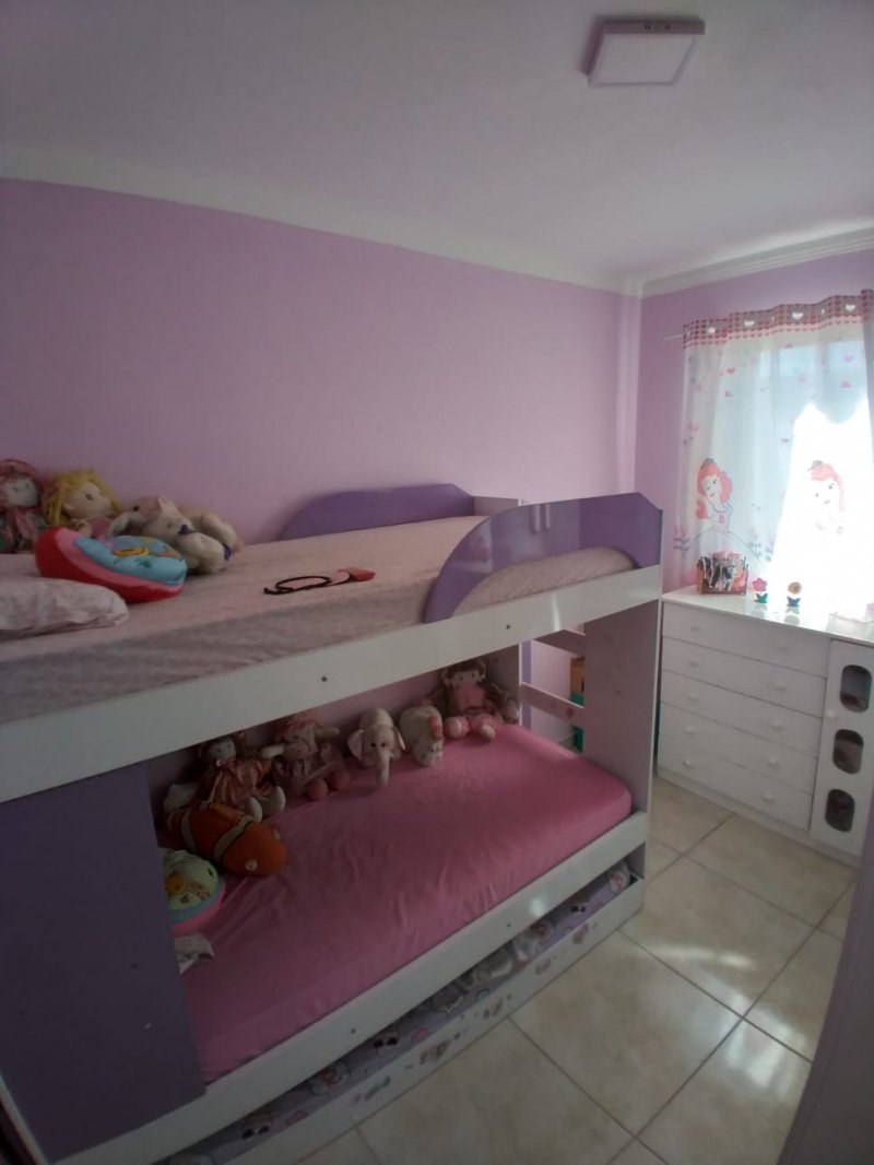 Apartamento à venda com 2 quartos, 48m² - Foto 2