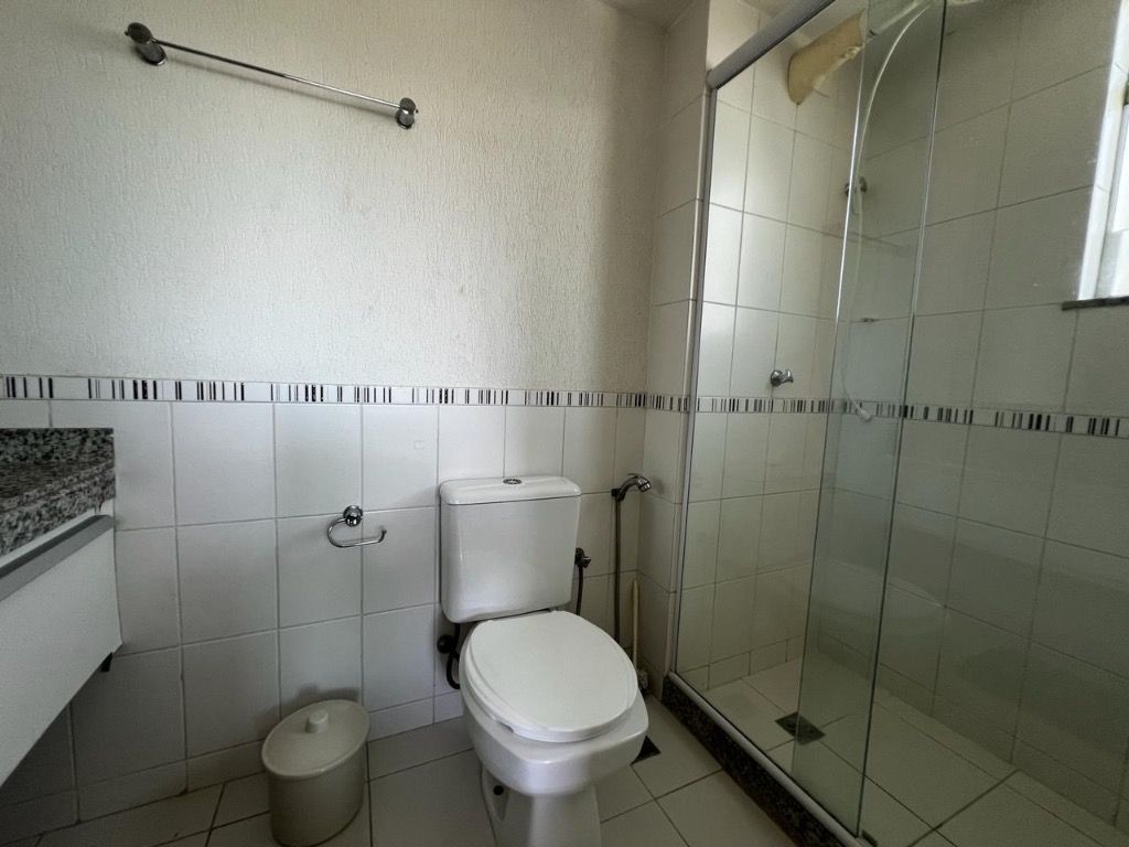 Casa de Condomínio à venda com 4 quartos, 250m² - Foto 35