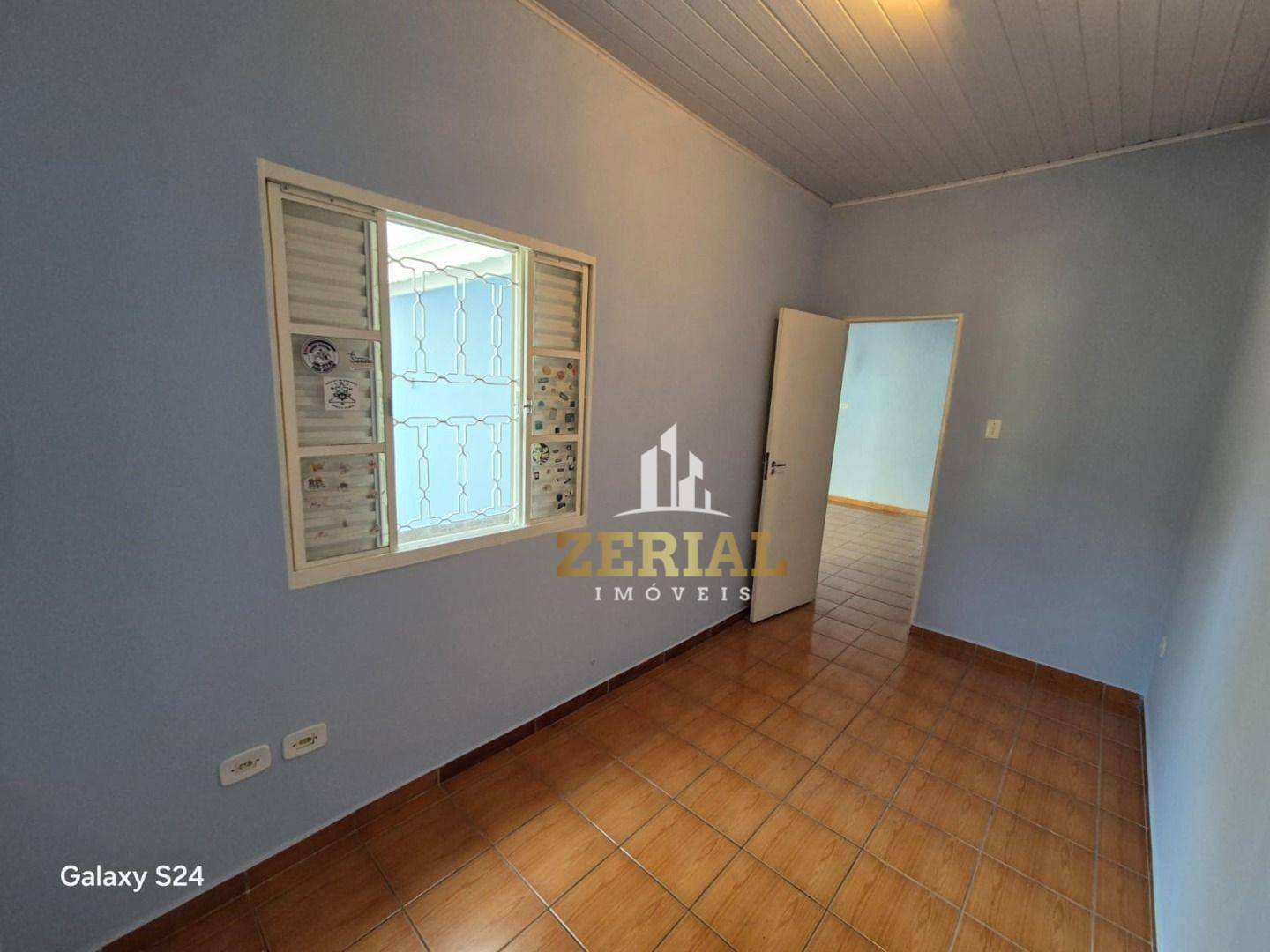 Casa à venda com 2 quartos, 77m² - Foto 9