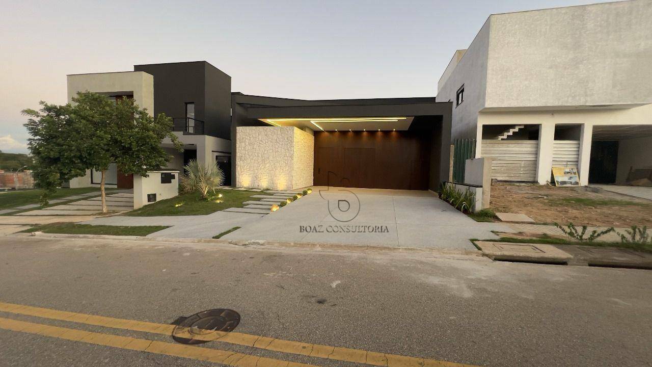 Casa de Condomínio à venda com 4 quartos, 220m² - Foto 4