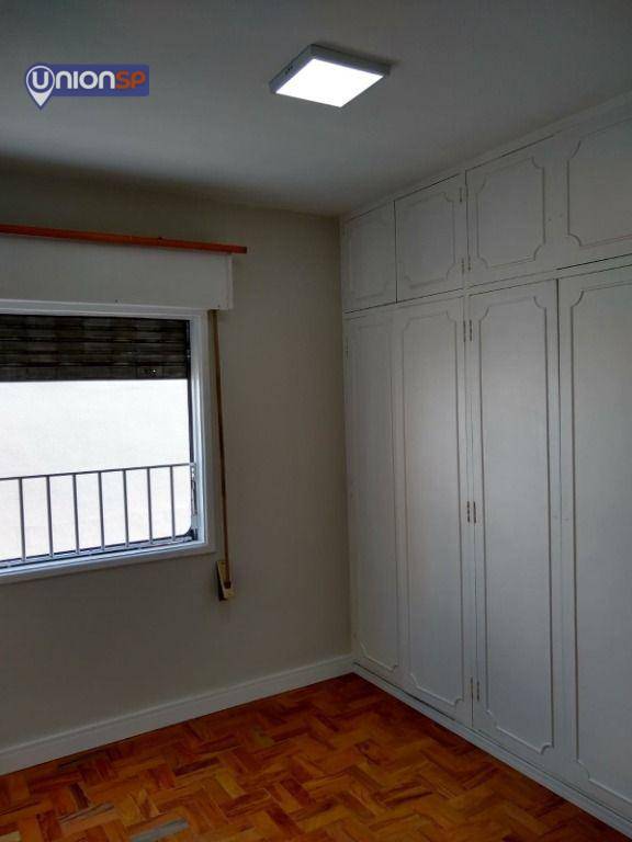 Apartamento à venda com 2 quartos, 72m² - Foto 4