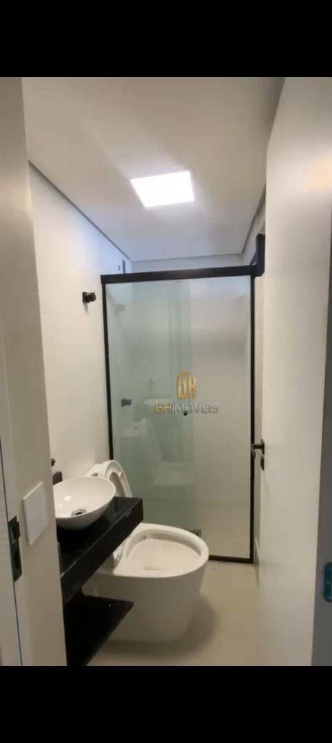 Apartamento à venda com 2 quartos, 72m² - Foto 13