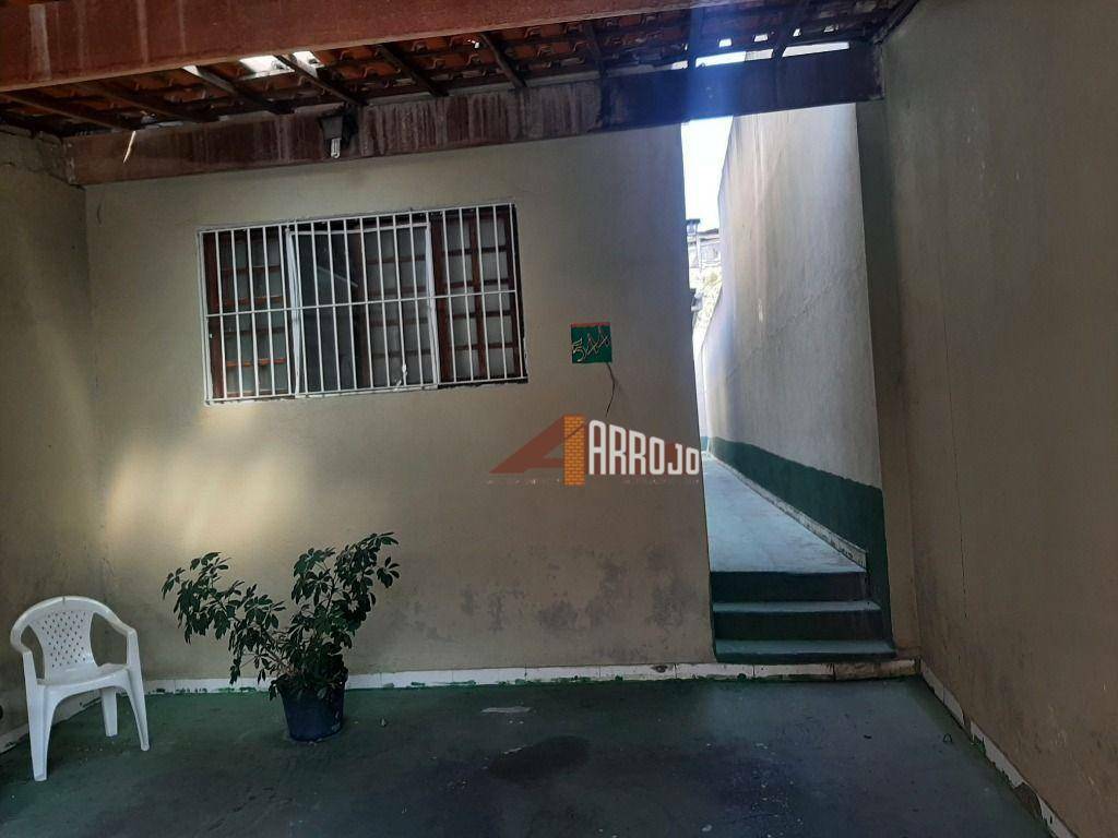 Sobrado à venda com 2 quartos, 97m² - Foto 13