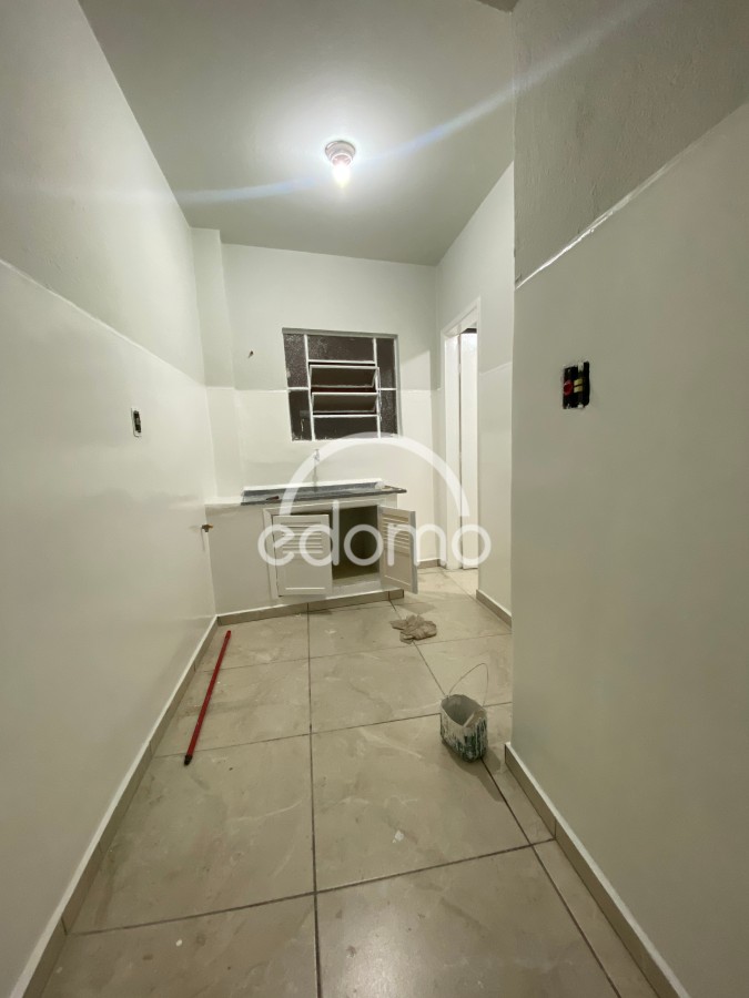 Apartamento para alugar com 1 quarto, 65m² - Foto 4