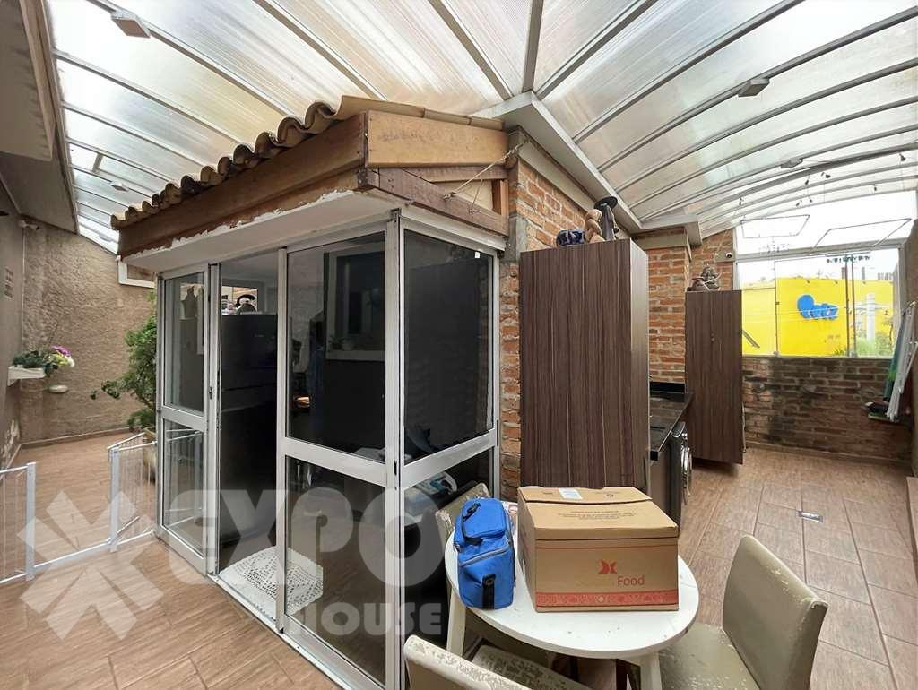 Casa à venda com 3 quartos, 276m² - Foto 30