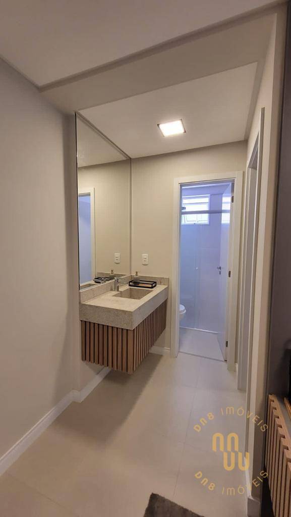 Apartamento à venda com 2 quartos, 87m² - Foto 5