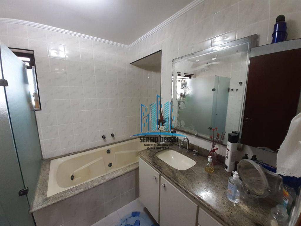 Apartamento à venda com 3 quartos, 187m² - Foto 18