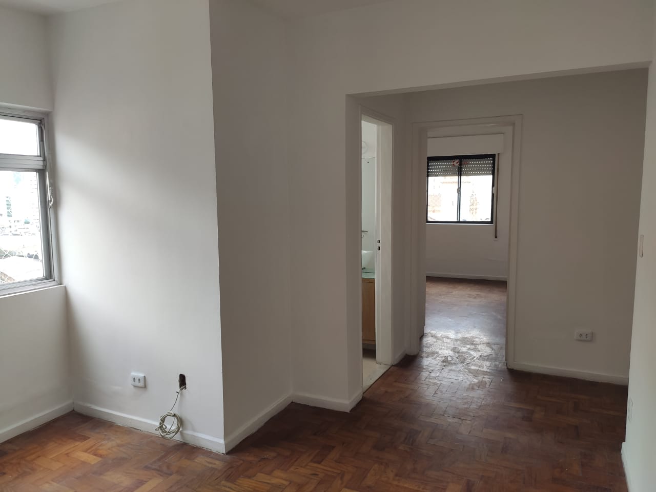 Apartamento à venda com 1 quarto, 45m² - Foto 1