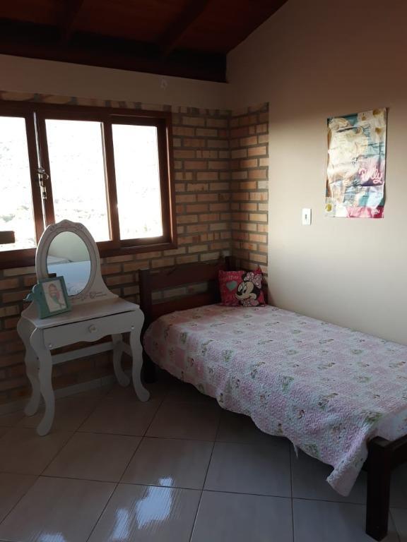 Casa à venda com 2 quartos, 100m² - Foto 4