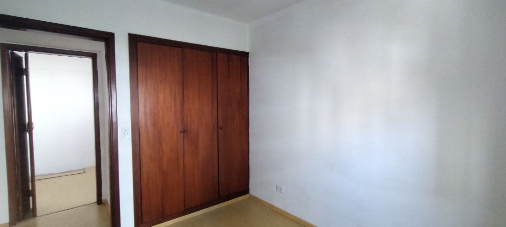 Apartamento à venda com 2 quartos, 72m² - Foto 6