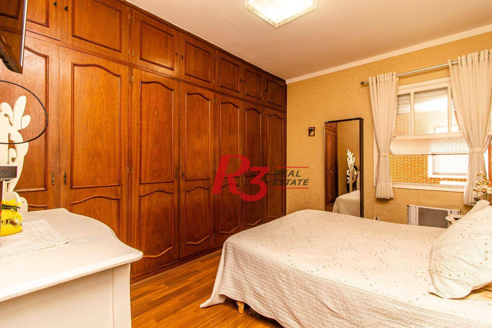 Apartamento à venda com 3 quartos, 134m² - Foto 15