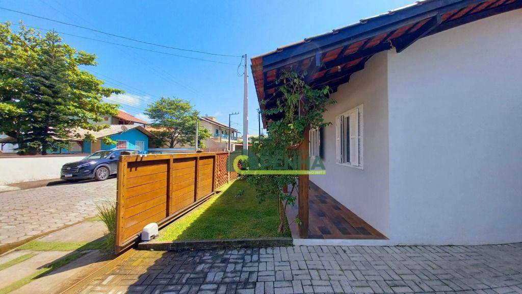 Casa à venda com 4 quartos, 160m² - Foto 3