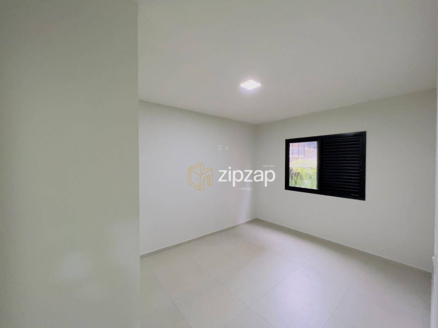 Apartamento para alugar com 3 quartos, 96m² - Foto 18